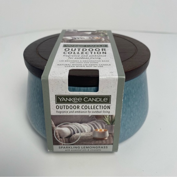 2/$20, 4/$35 - Lg Yankee Candle Set - Natural Wooden Top Doubles As Base!! - Picture 10 of 16